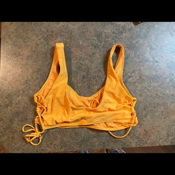 Hollister Yellow/Orange Bikini - Picture 3 of 5